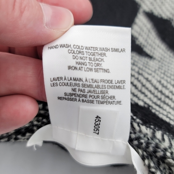 Reversible Scarf Houndstooth & Plaid NWT #805 - Picture 8 of 9